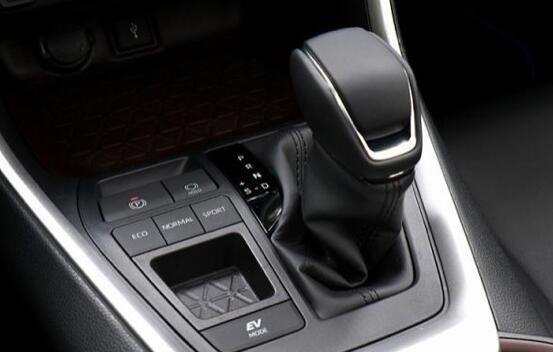 RAV4s